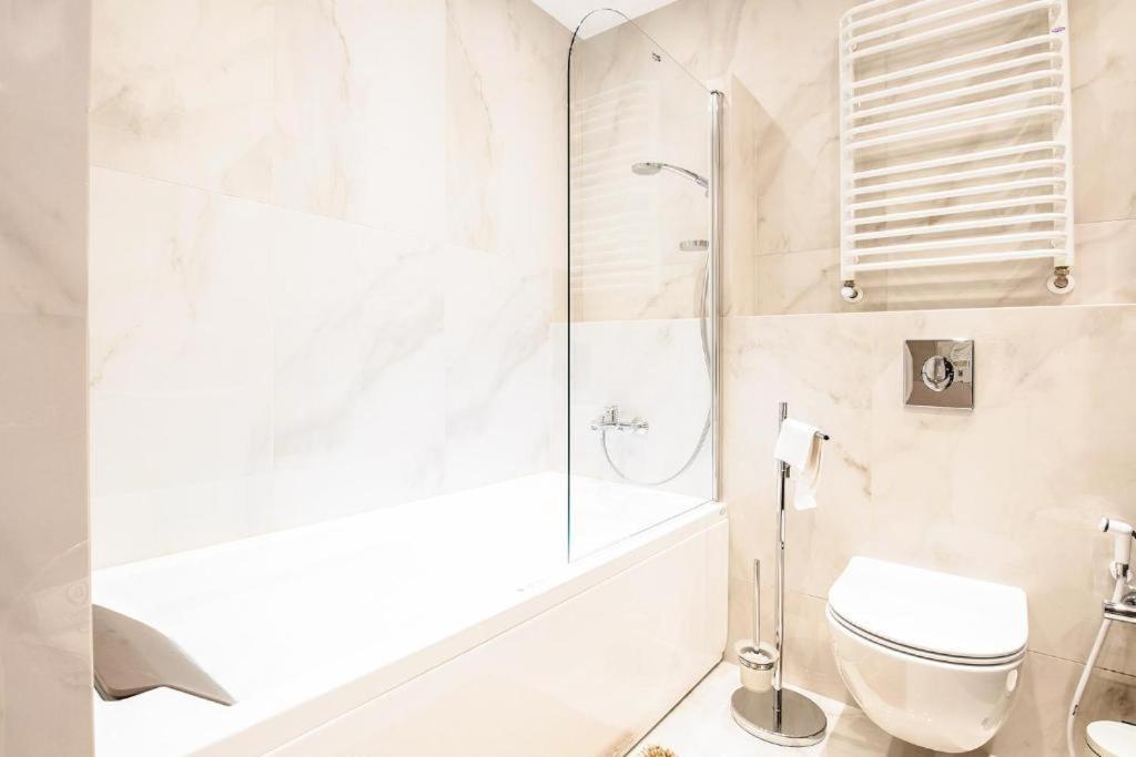 Jacuzzi Spa Prestige Krakow Bagian luar foto