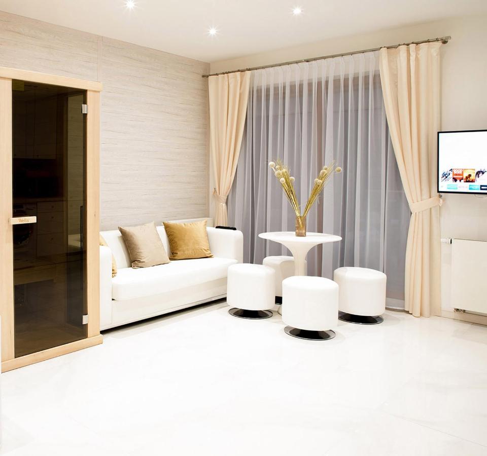 Jacuzzi Spa Prestige Krakow Bagian luar foto